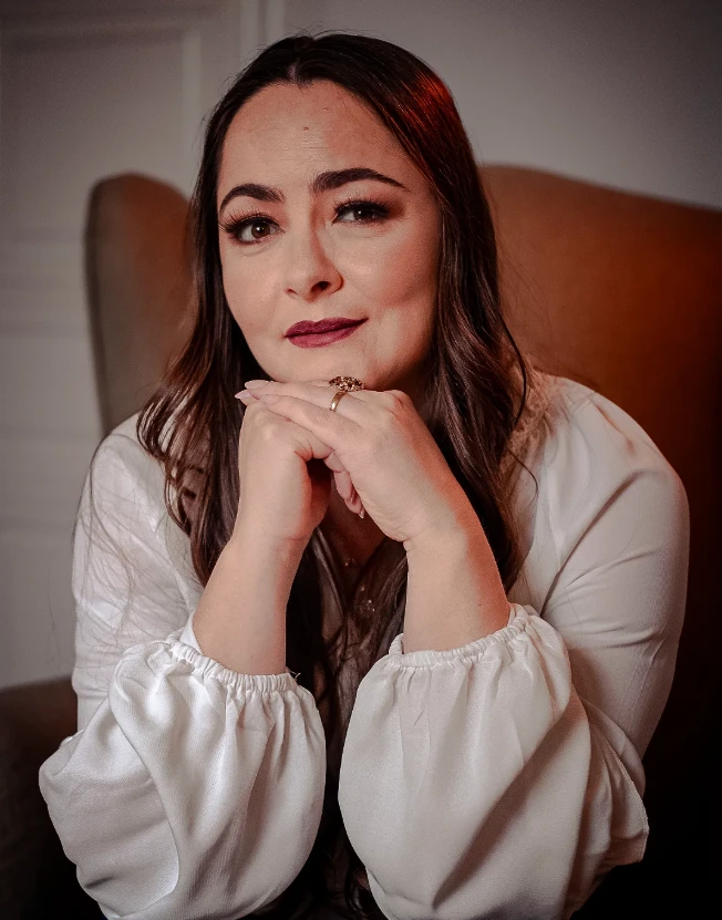 Projeto de casa e decoração de interiores por Daniela Lopes Ferreira, arquiteta em São Paulo e Contagem